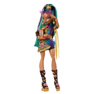 🐩♡Monster High Nefera De Nile Doll with Pet Scarab Lavish